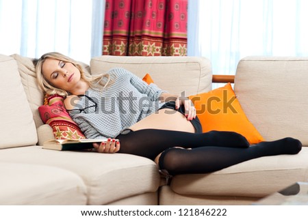 stock-photo-attractive-blond-woman-slept