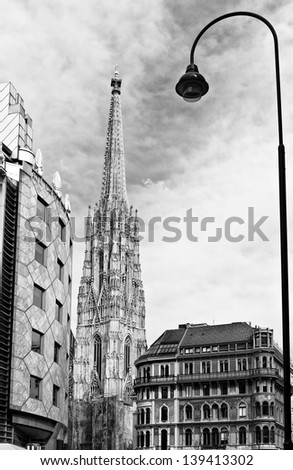  - stock-photo-st-stephan-cathedral-vienna-austria-black-and-white-139413302