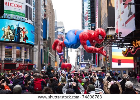 Macys Thanksgiving Day Parade Stock Photos, Images, & Pictures 