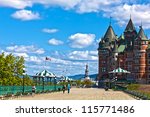 hotel chateau frontenac quebec...