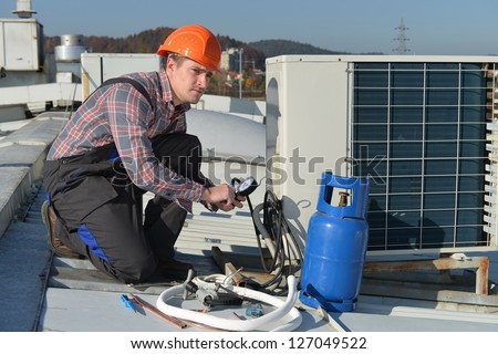 Air Conditioner Man Repair Stock Photos, Images, & Pictures | Shutterstock