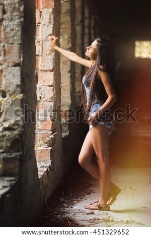 .y Paintball Girl Gun Stock Photo 511570078 - Shutterstock