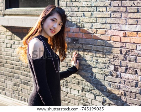 young girl playing piano naked what should an online dating profile look like
