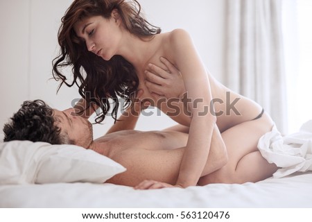 Hardcore Bed Sexual Intercores Pics 18