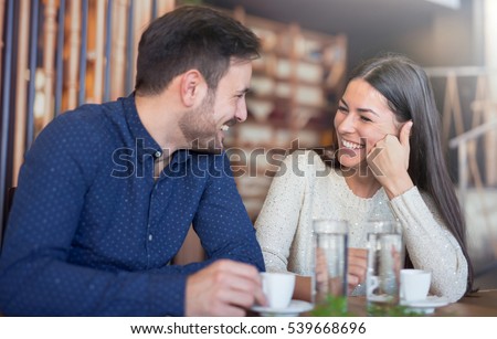 free-pusy-insidehand-pic