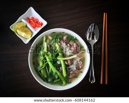 Pho Bo - Traditional Vietnamese Beef Noodle Soup