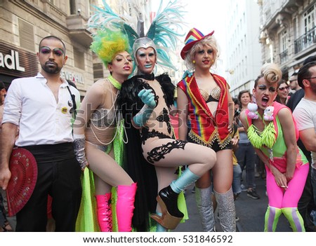 gay alcala henares shemale back shots