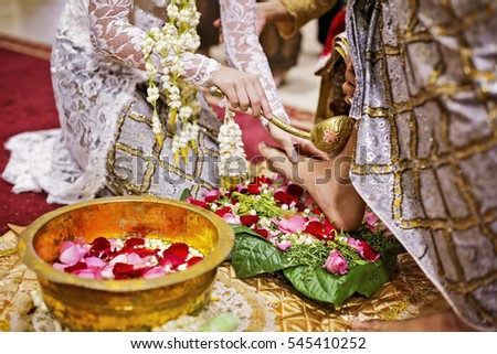 javanese wedding vector Javanese Stock Royalty & Free Vectors Images, Images