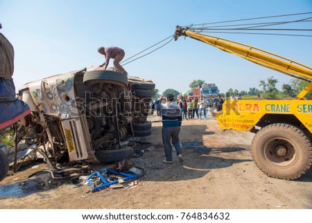 Truck Lifts Near Me >> Head On Collision Stock Images, Royalty-Free Images ... Truck Lifts Near Me >> Head On Collision Stock Images, Royalty-Free Images ...