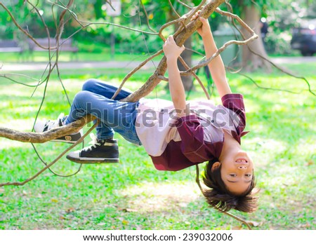 Kids Climbing Trees Stock Photos, Images, & Pictures | Shutterstock