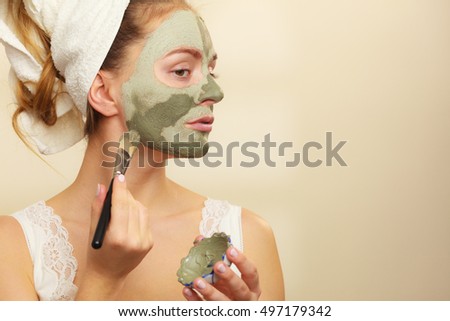 Facial mask clay peeling