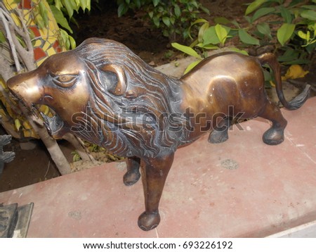 Handicraft Metal Made Lion At Delhi Haat Handicraft Metal Made Lion At Delhi Haat