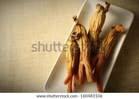 dry Ginseng Roots