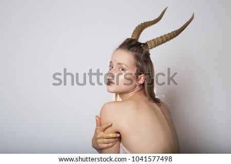 locker-sexy-women-nacked-bent-over-naked