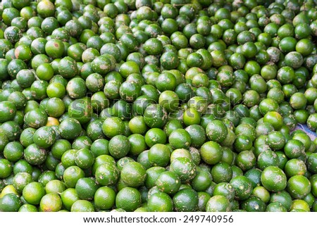 Lemon, tropical fruit displayed at Vinh Long fruit market, Mekong delta. The majority of Vietnam's fruits come from the many orchards of the Mekong Delta