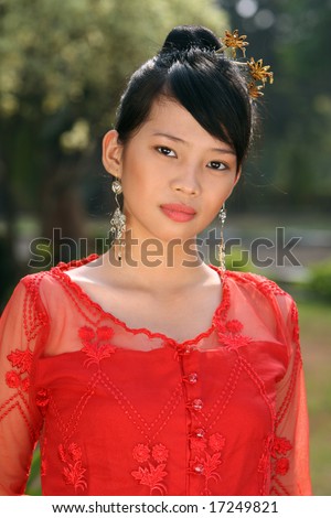 https://thumb9.shutterstock.com/display_pic_with_logo/216034/216034,1220256910,6/stock-photo-attractive-asian-girl-17249821.jpg