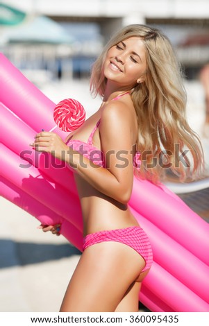 young-femal-bikini-models