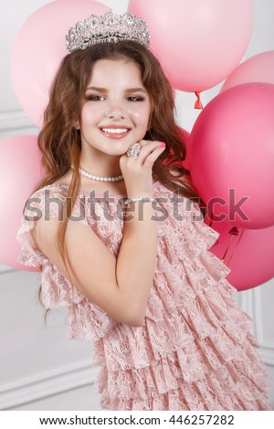 Can pretty little girl princess something also Final, pretty little girl princess
