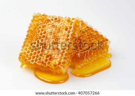 Fresh honey with honeycomb