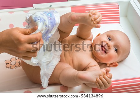 the process of changing a babys diaper Diapering your baby: step-by-step instructions last updated: april 2017 use the resources below to discover how to change a baby's diaper, step by step article. the process of changing a babys diaper Diapering your baby: step-by-step instructions last updated: april 2017 use the resources below to discover how to change a baby's diaper, step by step article.