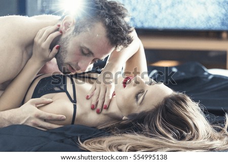 naked-girl-with-naked-boy-with-a-kiss-tution