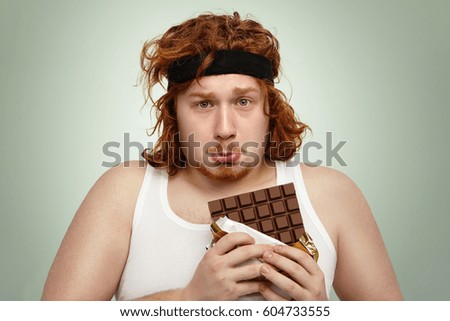 black-man-and-redhead-girl