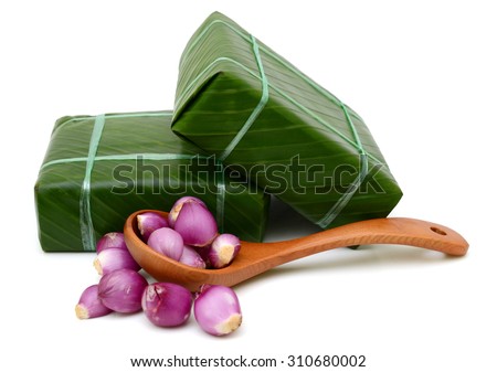 Cooked square glutinous rice cake, Vietnamese new year food