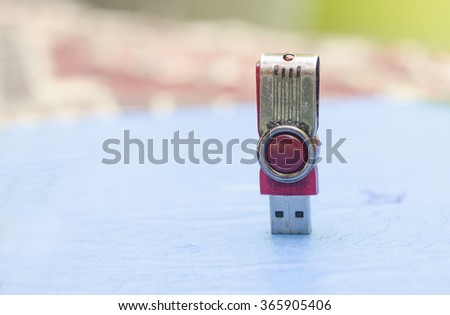 Flash Drive