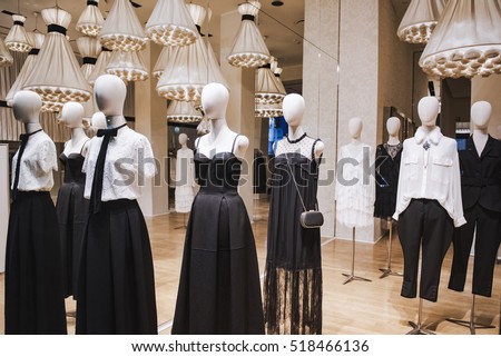 Women Clothing Store Display Women Clothing Store Display