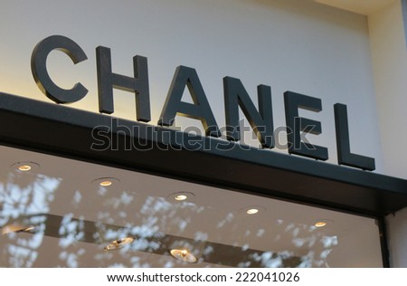 CIRCA SEPTEMBER 2014 - BERLIN: the logo of the brand "Chanel", Berlin.