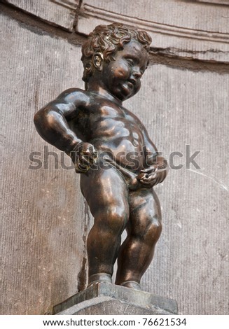 Famous peeing statue in brussels nice Apologise, famous peeing statue in brussels can