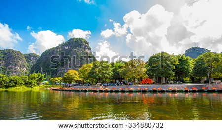 Ninh Binh, Vietnam Otc 29,2015: Trang An is UNESCO World Heritage Site, renowned for its boat cave tours. It's Halong Bay on land of Vietnam