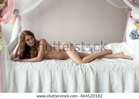 Nude sexy leg tat Girls crossing their legs naked