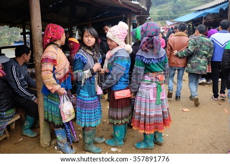 CAN CAU MARKET, SIMACAI TOWN, LAO CAI, VIETNAM - JANUARY 2016 : Can Cau is a busy market held every Saturday. There're minority Vietnamese peoples and even Chinese people from across the border.
