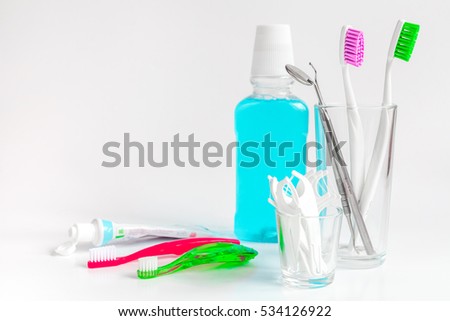 cleaning dentist for kit Hygiene Stock Vectors & Oral Images, Free Royalty Images