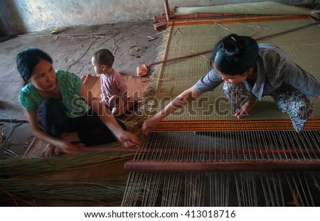 THANH HOA, Vietnam, March 14, 2016 rural women Nga Son district, Thanh Hoa province, Vietnam, sedge mat weaving