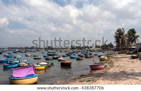Binh Thuan, Vietnam, June 28, 2015 fishermen in Binh Thuan, Vietnam, on the fishing season