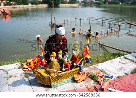 HAI DUONG, Vietnam, July 25, 2016 artisans, traditional water puppet Hai Duong, Vietnam