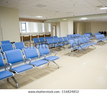 descriptive essay on a hospital waiting room The waiting room- creative writing essay no the waiting room was still and made noises that you would hear in a hospital room of a really injured. descriptive essay on a hospital waiting room The waiting room- creative writing essay no the waiting room was still and made noises that you would hear in a hospital room of a really injured.