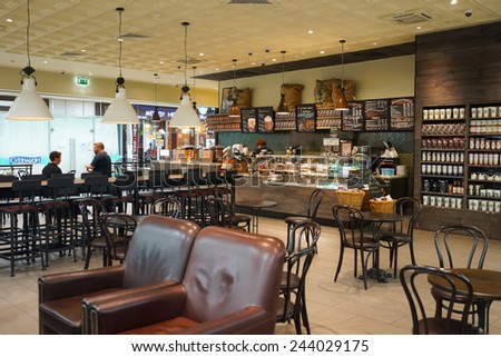 Moscow Sep 24 Starbucks Cafe Interior Stock Foto 244029175 ... Moscow Sep 24 Starbucks Cafe Interior Stock Foto 244029175 ...