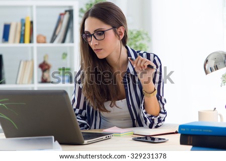 Portrait Beautiful Young Woman Working Office Stock Photo 329231378 ...
