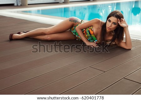 Wet pussy girls playing with they selfporn Naked fat ladys having sex