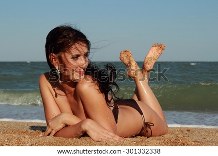 black-sea-bikini-xxx-warm-teens