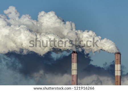 Smoke from the pipes of heat station - Moscow