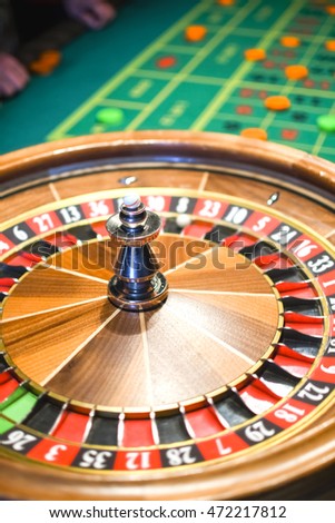 How ma y chips of each color at roulette table blackjack pizza broomfield co 80020
