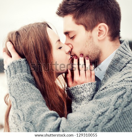 [fb] les angélus // jola&monsiame Stock-photo-happy-young-couple-in-winter-park-having-fun-family-outdoors-love-kiss-129310055