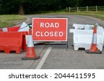 Traffic Sign UK: Road Closed