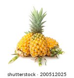 Fresh Yellow Pineapple  Rough...