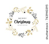 Christmas Wreath With Black And ...