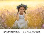 Cute Little Girl Wearing Flower ...